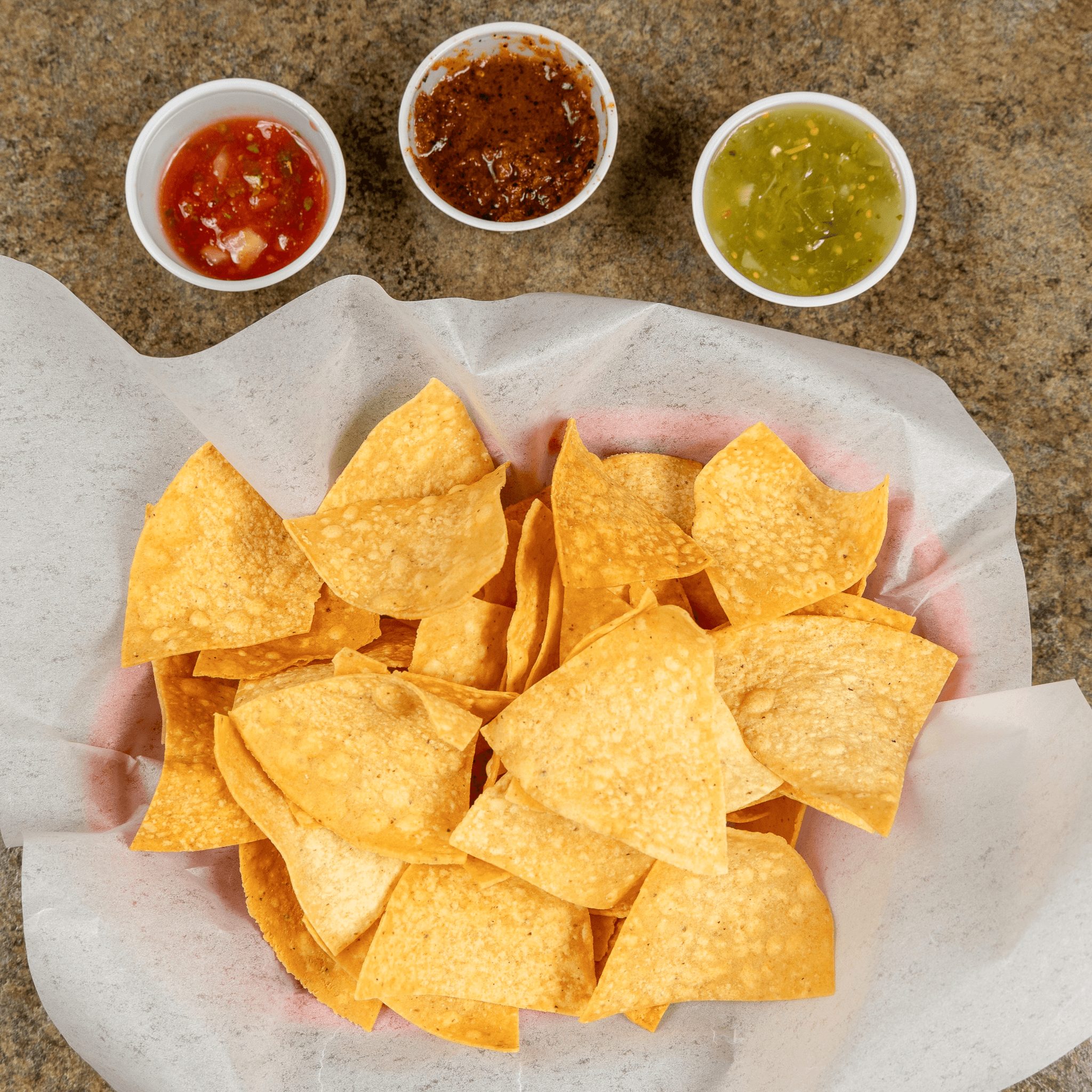 Chips & salsa.